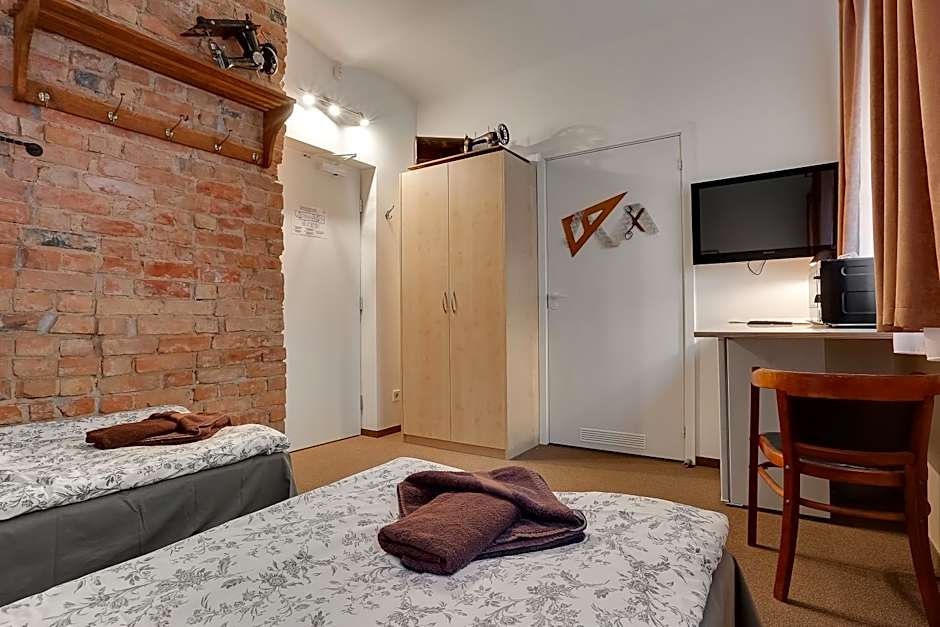 Janne Hotel with Self Check-in