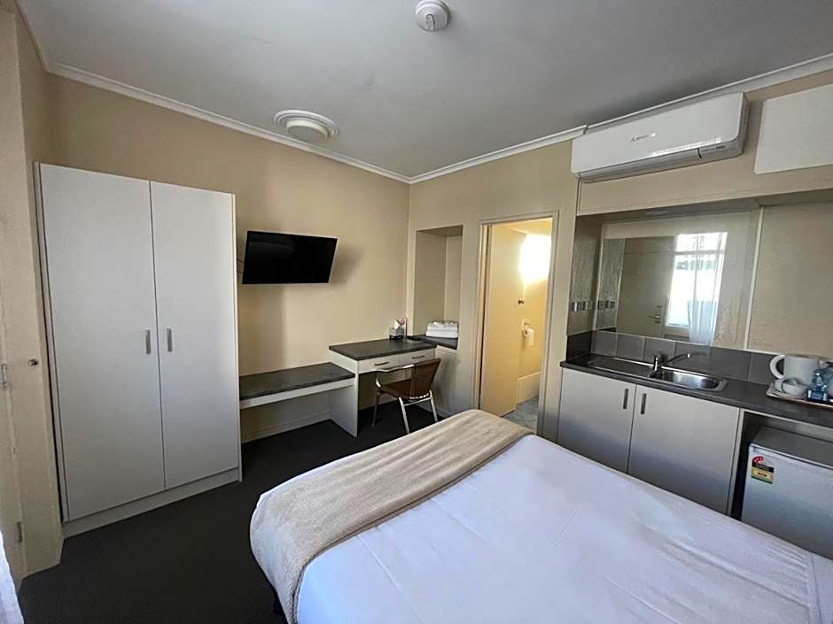 Astor Hotel Motel