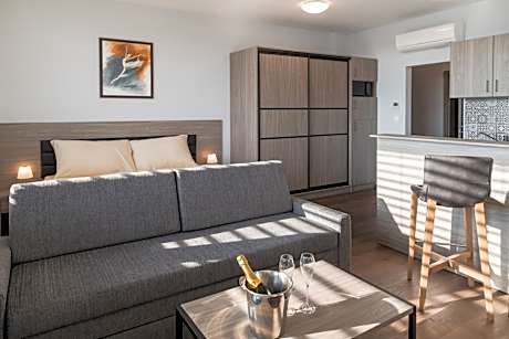 Apartment with Balcony