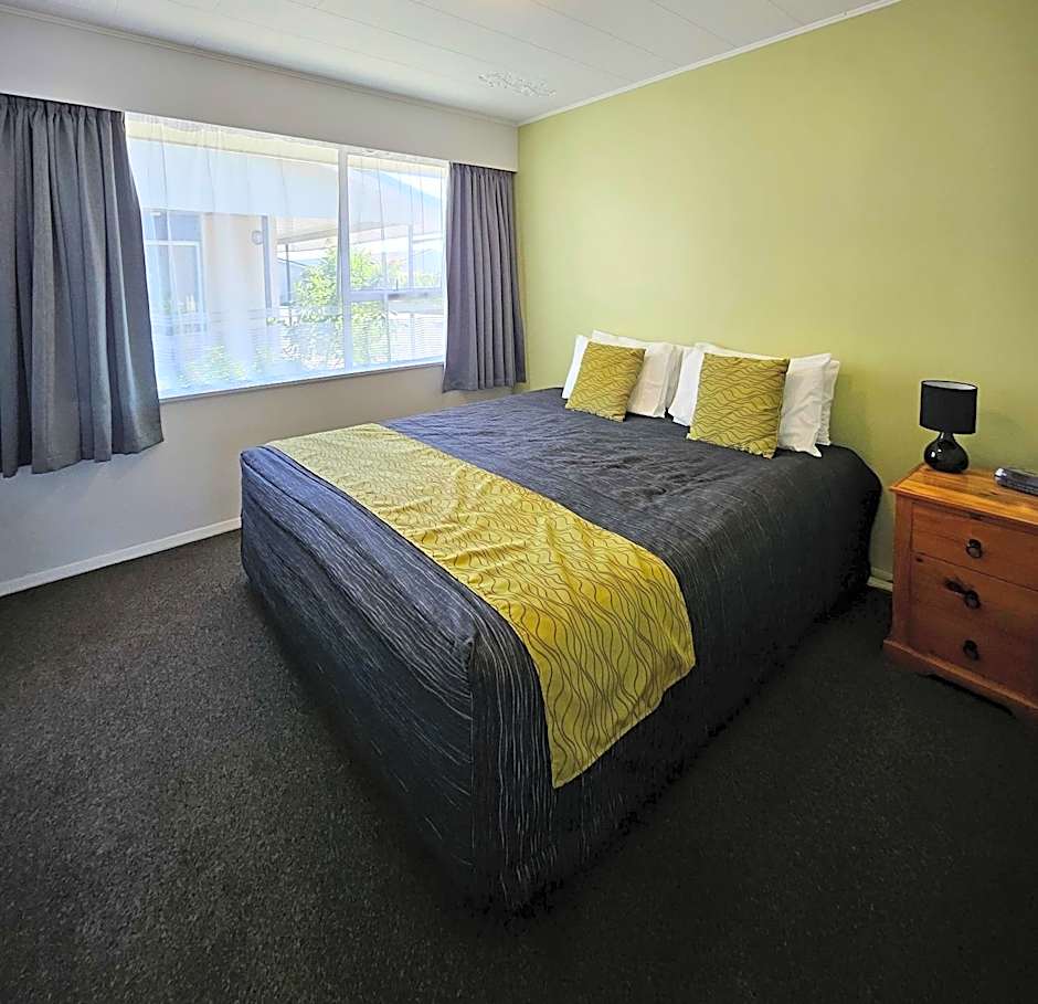 Photo 1 of 9 of Family 2 Bedroom Apartment