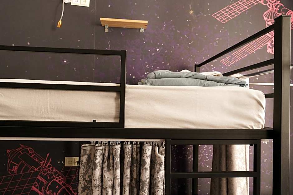 Photo 1 of 6 of Bed in 8-Bed Dormitory Room