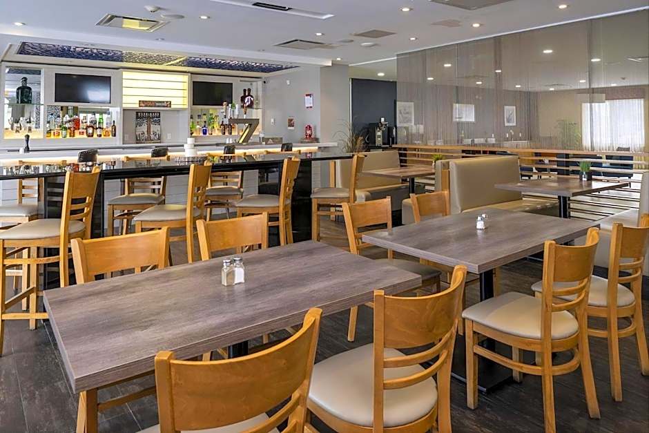 Radisson Hotel Edmonton Airport