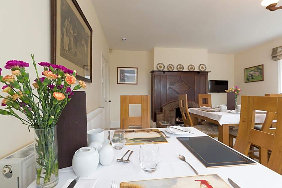 Whitethorn Bed and Breakfast