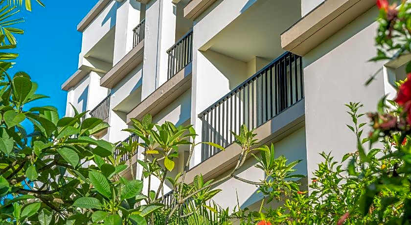 Cross Vibe Paasha Atelier Bali Kuta