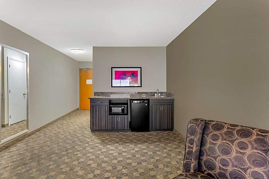 Comfort Inn Huntington near University area
