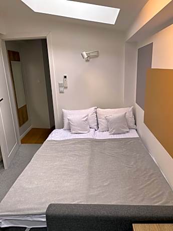 Two-Bedroom Deluxe Apartment with Balcony
