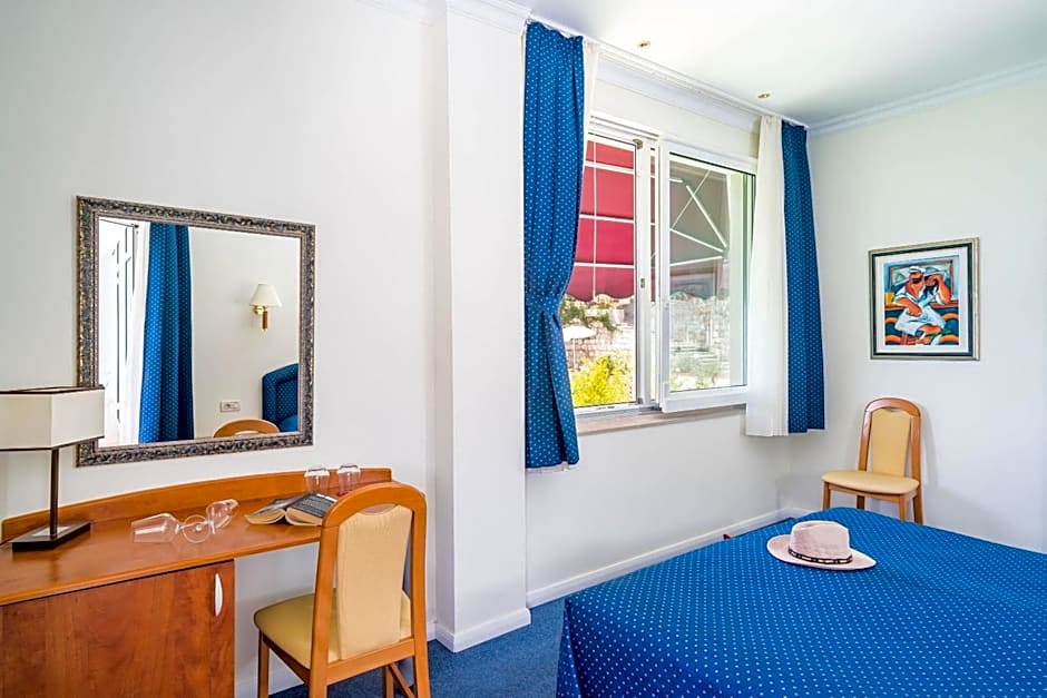 Boutique & Beach Hotel Villa Wolff