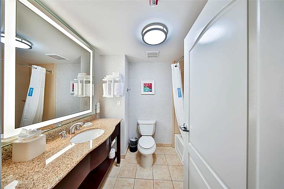 Hampton Inn By Hilton And Suites Seattle Kent