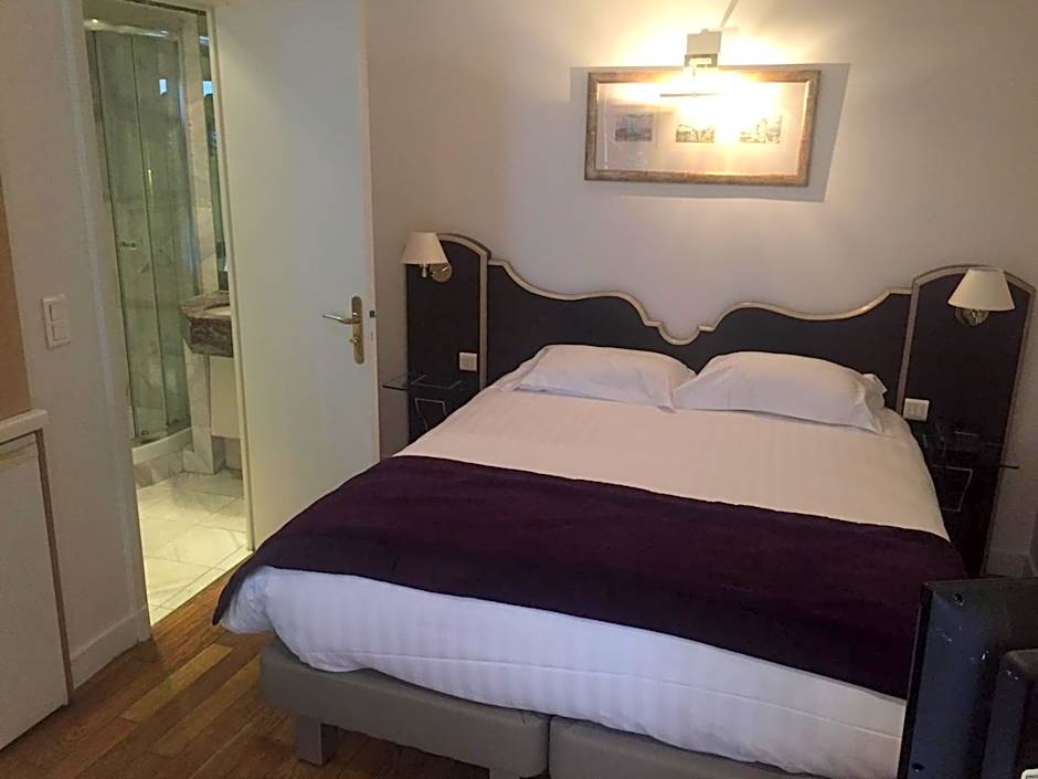 Hotel Suites Unic Renoir Saint-Germain