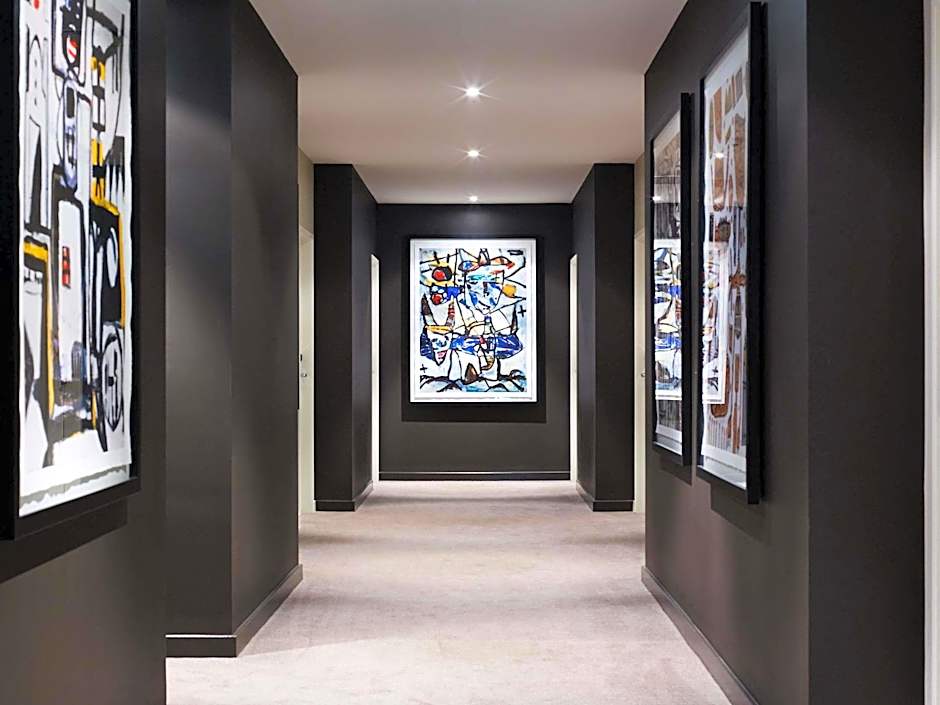 The Larwill Studio Melbourne - Art Series