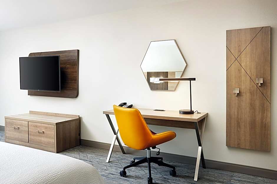 Holiday Inn Express & Suites Bridgeport By IHG