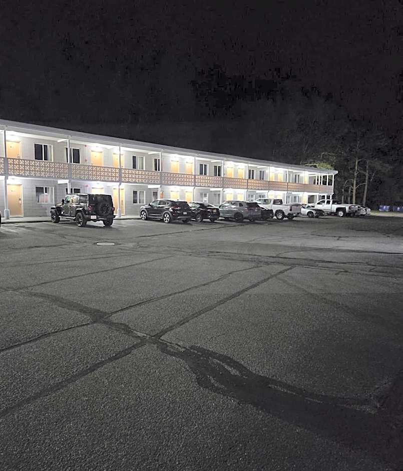 Nashoba Valley Inn & Suites