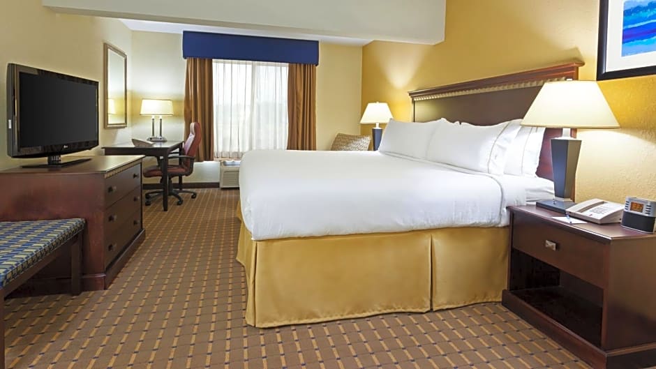 Holiday Inn Express and Suites Allentown West