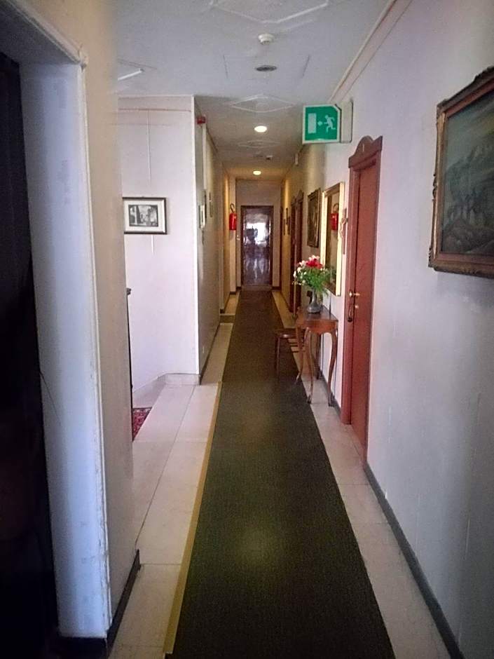 Hotel Dall'Ara