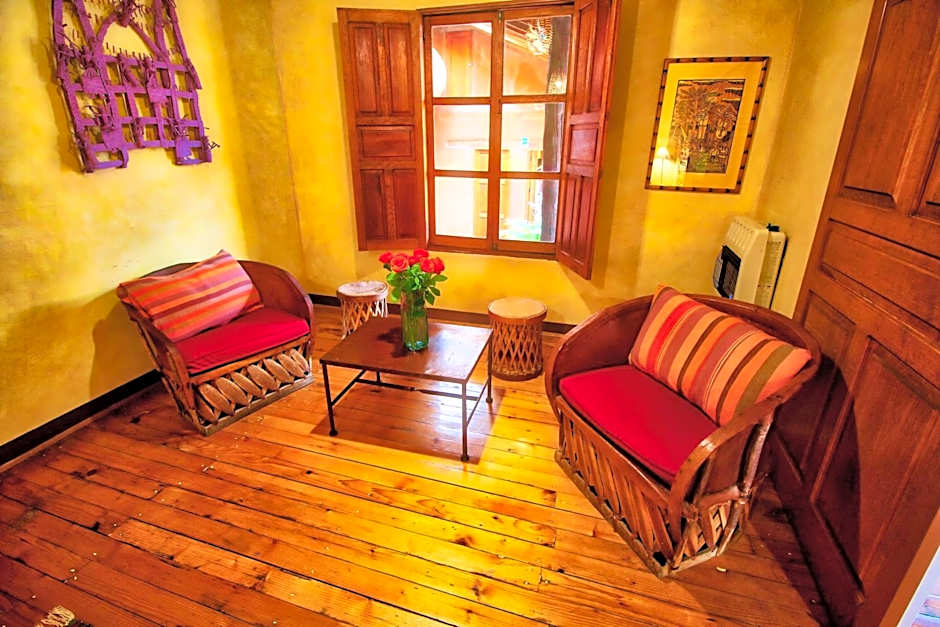 Hotel Casa Encantada