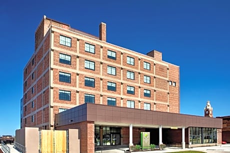 Element Moline