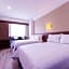 Crown Victoria Hotel