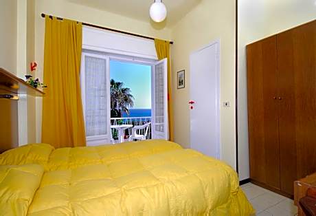 Double Room with Balcony (2 Adults + 1 Child)