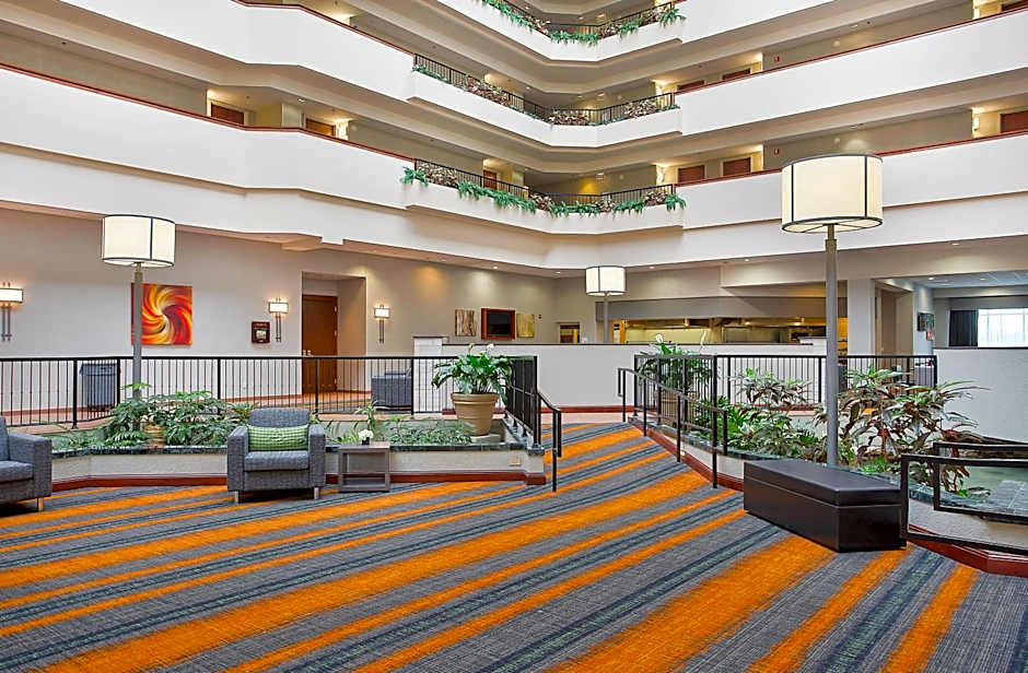 Holiday Inn University Plaza-Bowling Green By IHG