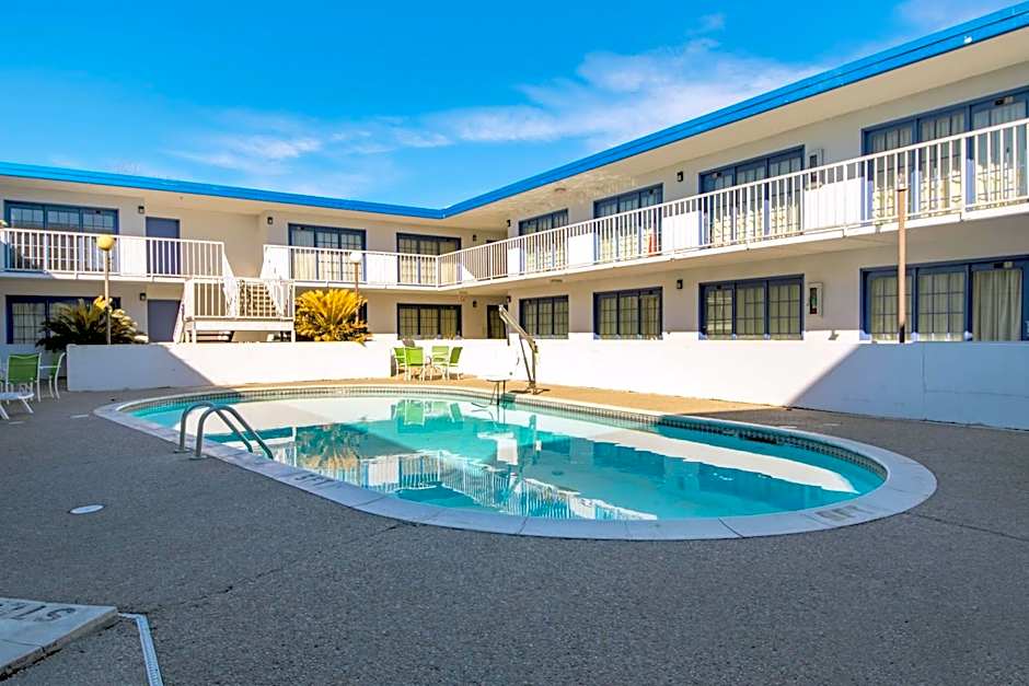 Motel 6-Opelousas, LA