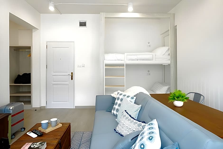 Hide and Seek Boutique Hometel