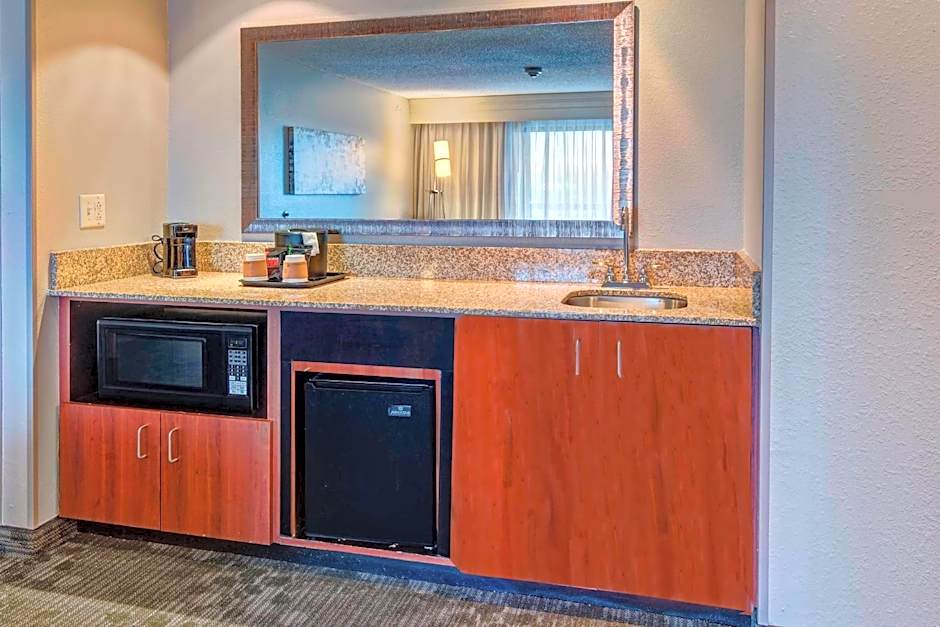 Courtyard by Marriott Alexandria