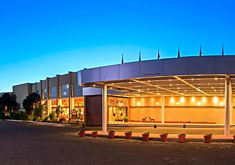 Hotel Marina Villa del Rio