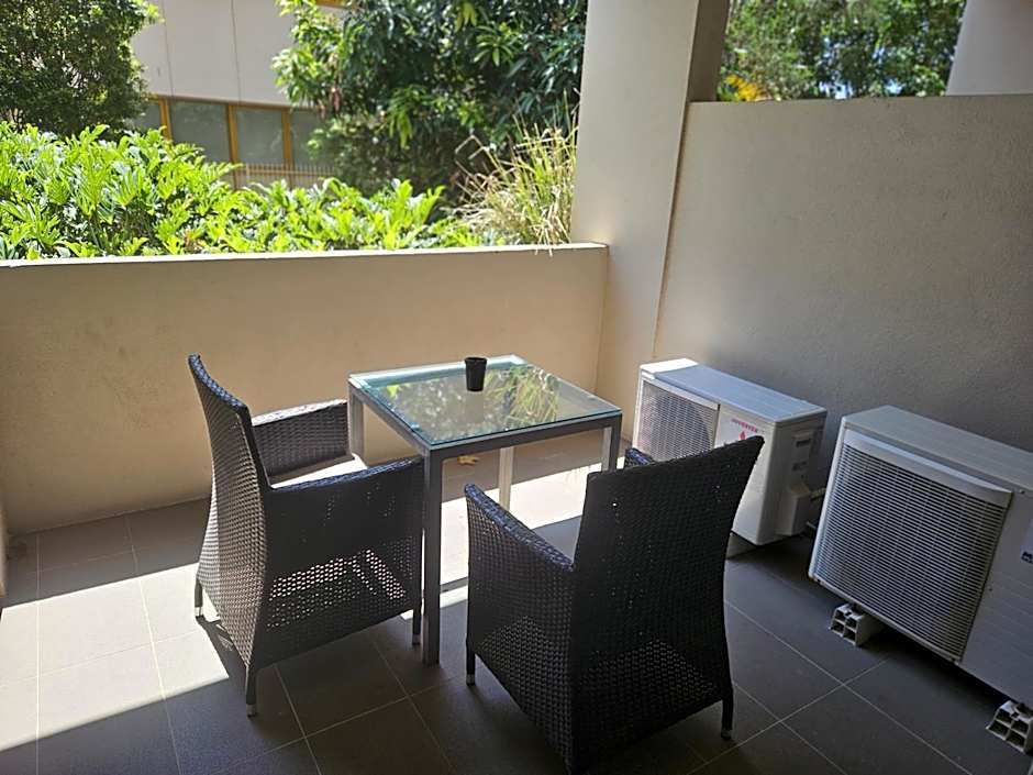 Gladstone City Central Apartment Hotel Official