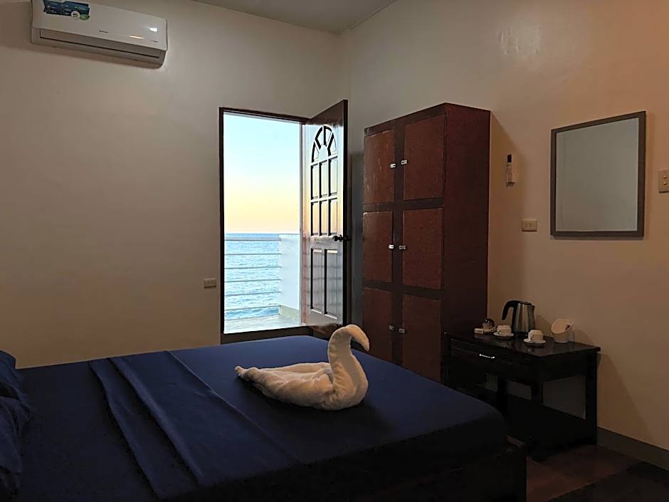Photo 1 sur 11 de Double Bed with Shared Bathroom