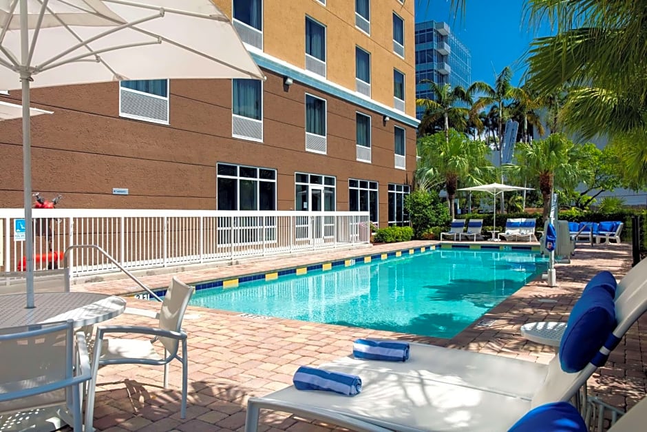 Hampton Inn By Hilton Hallandale Beach - Aventura