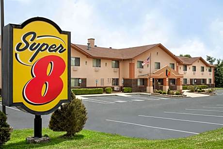 Super 8 by Wyndham Mayfield