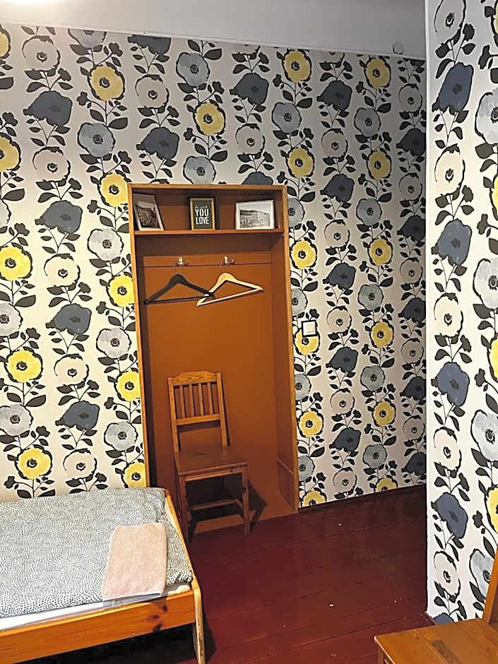 Hostel Retro
