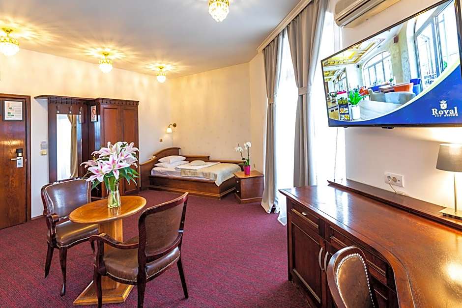 Garni Hotel Royal Crown