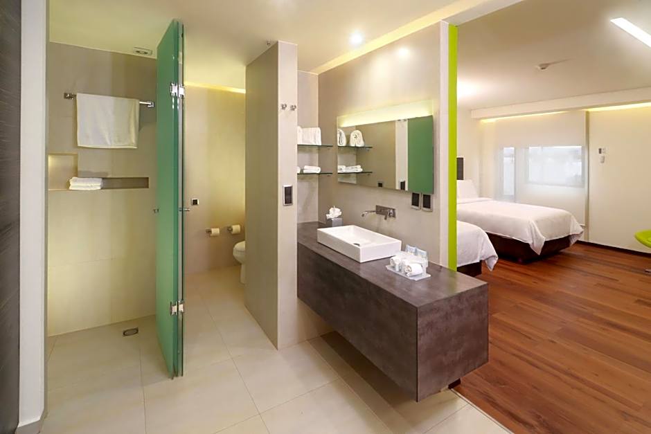 Holiday Inn Express Mexico Aeropuerto By IHG