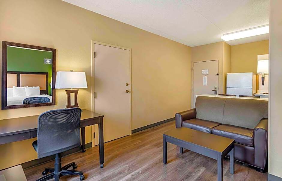 Extended Stay America Select Suites - Chicago - Vernon Hills - Lincolnshire