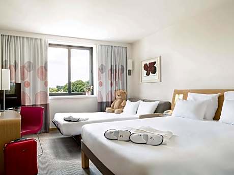 Superior Queen Room with Sofa Bed