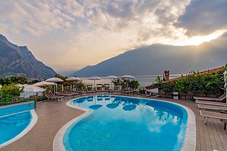 Garda Suite Hotel - Adults Only Hotel