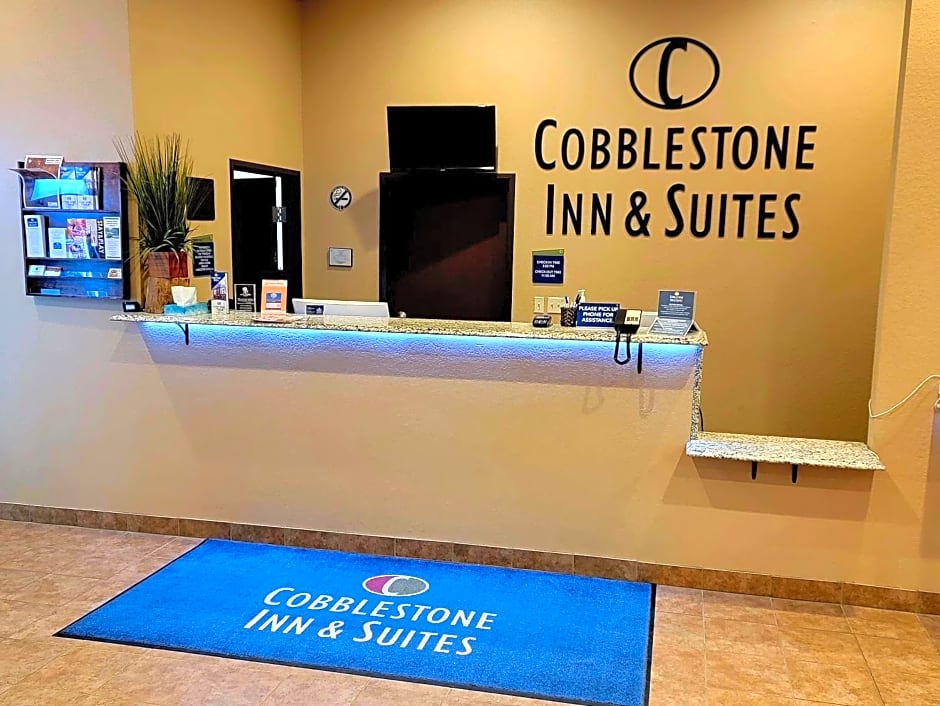 Cobblestone Inn & Suites - Maryville