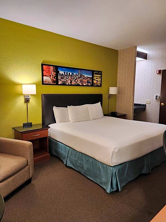 Heritage Inn Suites Houston/Sugar Land, Trademark by Wyndham