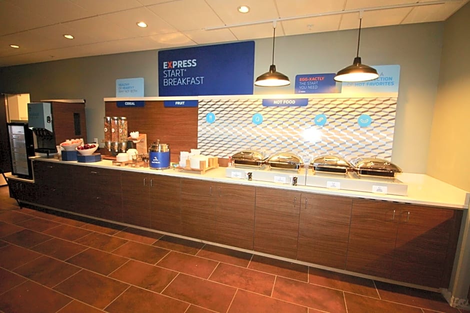 Holiday Inn Express & Suites - Kirksville - University Area