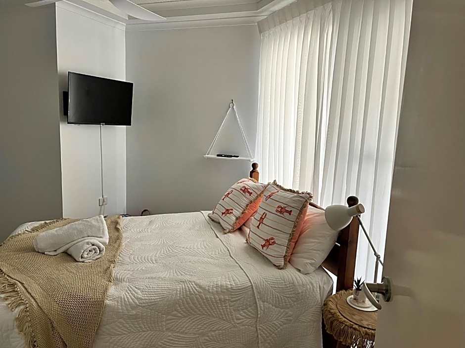 The Burlington Holiday Apartments