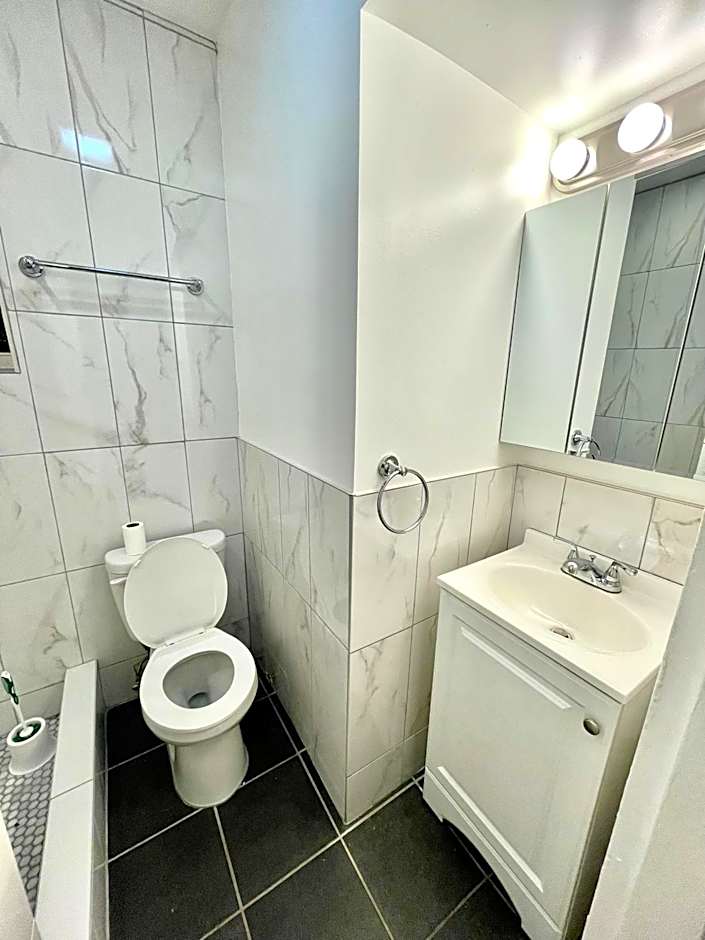 Spacious 2 Bedroom in East Village NYC