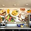 Days Inn by Wyndham St. Petersburg Central
