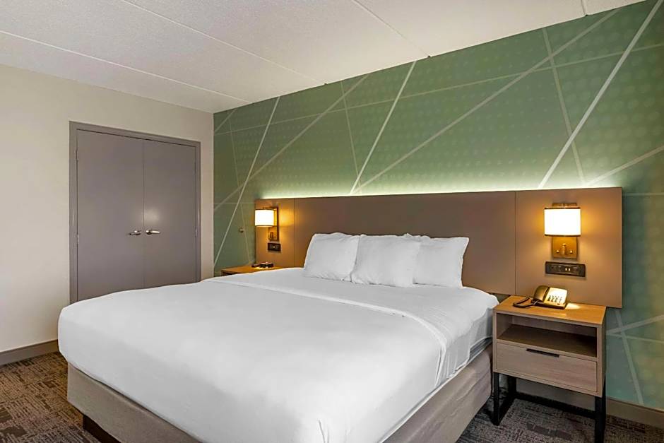 Comfort Inn & Suites Watertown - 1000 Islands
