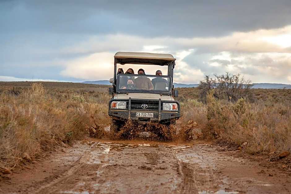 Inverdoorn Game Reserve Lodge