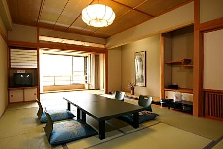 Japanese-Style Room