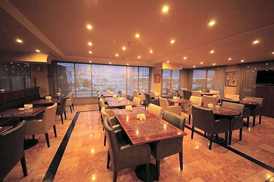 Hotel Eken Prestige
