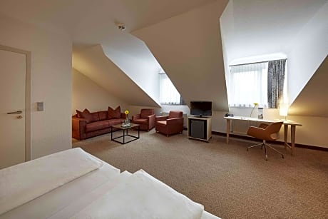 BUSINESS DOUBLE ROOM