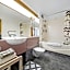 Amity Serviced Apartments