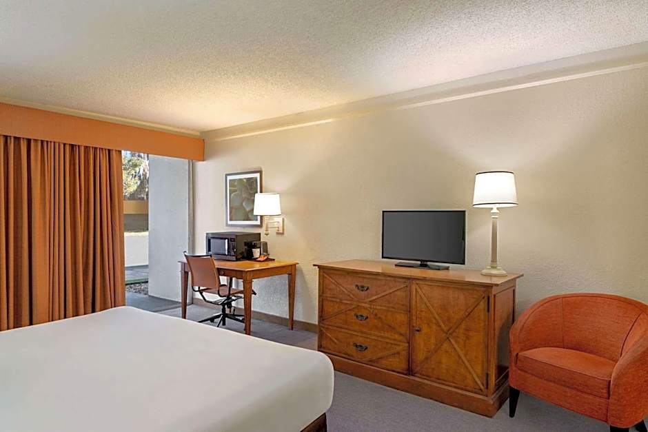 Baymont by Wyndham Daytona Beach/Intl Speedway